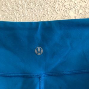 Lululemon reversible capris